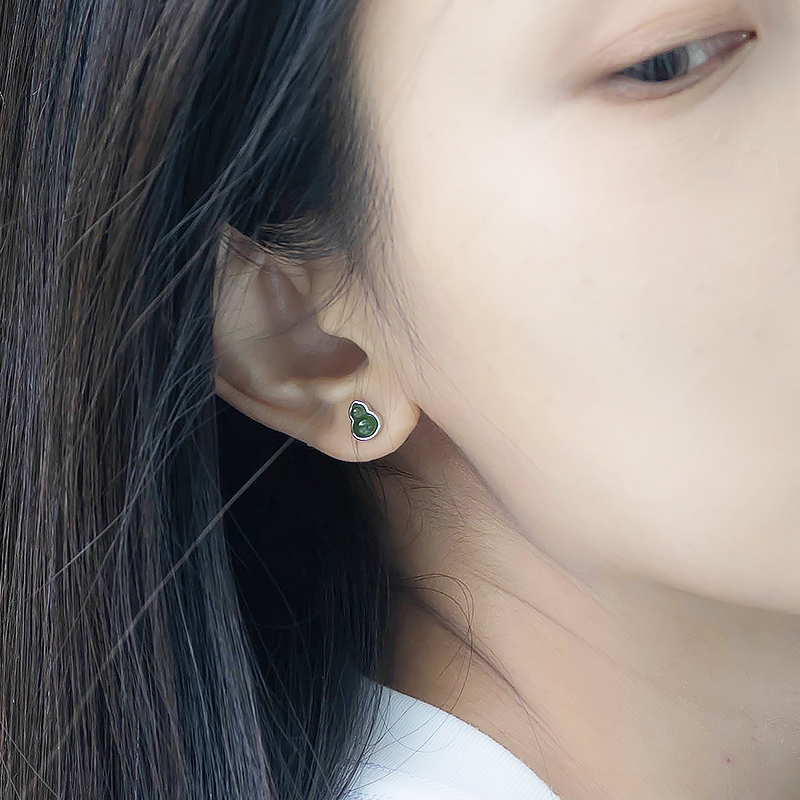 Minimalist 925 Silver Hetian Jade Gourd Stud Earrings - Vintage-Inspired Delicate Jewelry Gift for Mother's Day Minimalist 925 Silver Hetian Jade Gourd Stud Earrings - Vintage-Inspired Delicate Jewelry Gift for Mother's Day