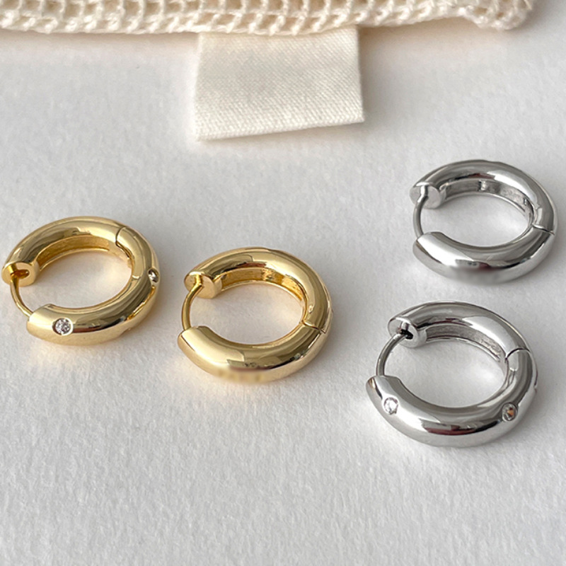 Minimalist 925 Sterling Silver Hoop Earrings - High-End Niche Design Women's Ear Accessories for 2025 Style Minimalist 925 Sterling Silver Hoop Earrings - High-End Niche Design Women's Ear Accessories for 2025 Style