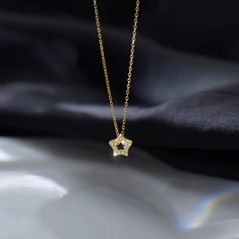 Minimalist Cold Style Star Collarbone Chain - Elegant Fashion Accessory for a Chic Look Minimalist Cold Style Star Collarbone Chain - Elegant Fashion Accessory for a Chic Look