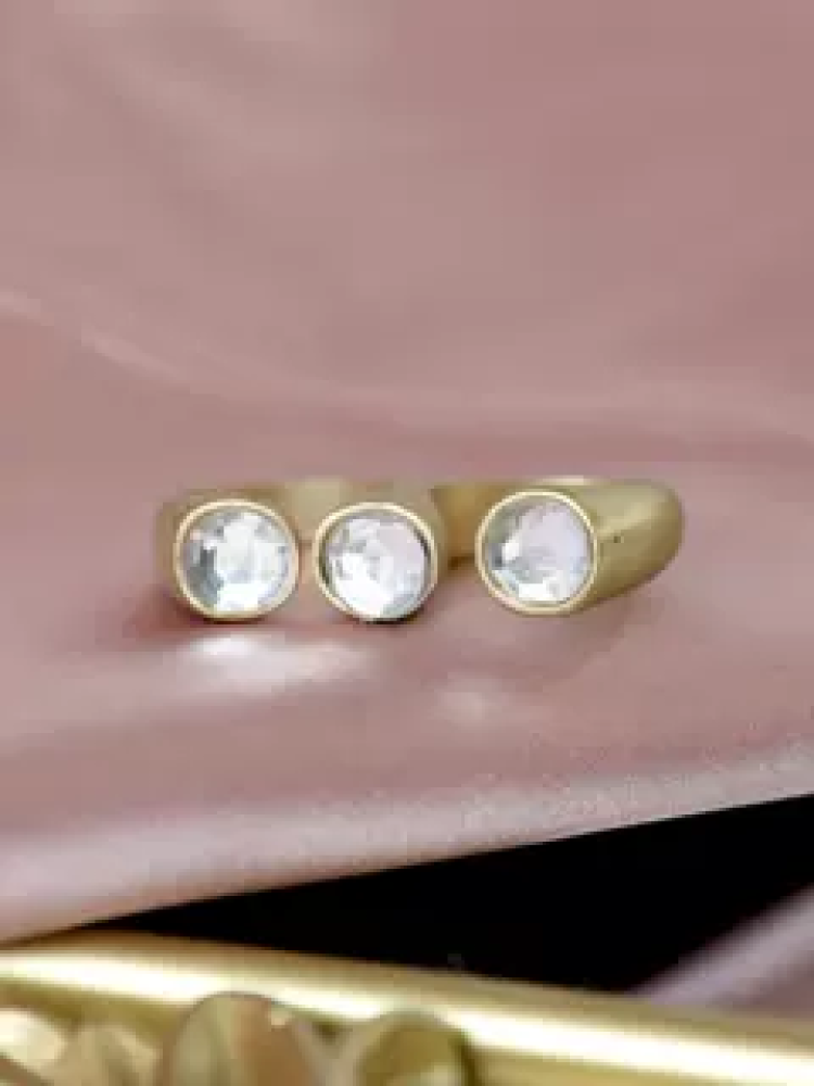 Minimalist Double-Finger Ring with Diamond Inlay - European and American Punk Jewelry for Women's Fashion Minimalist Double-Finger Ring with Diamond Inlay - European and American Punk Jewelry for Women's Fashion