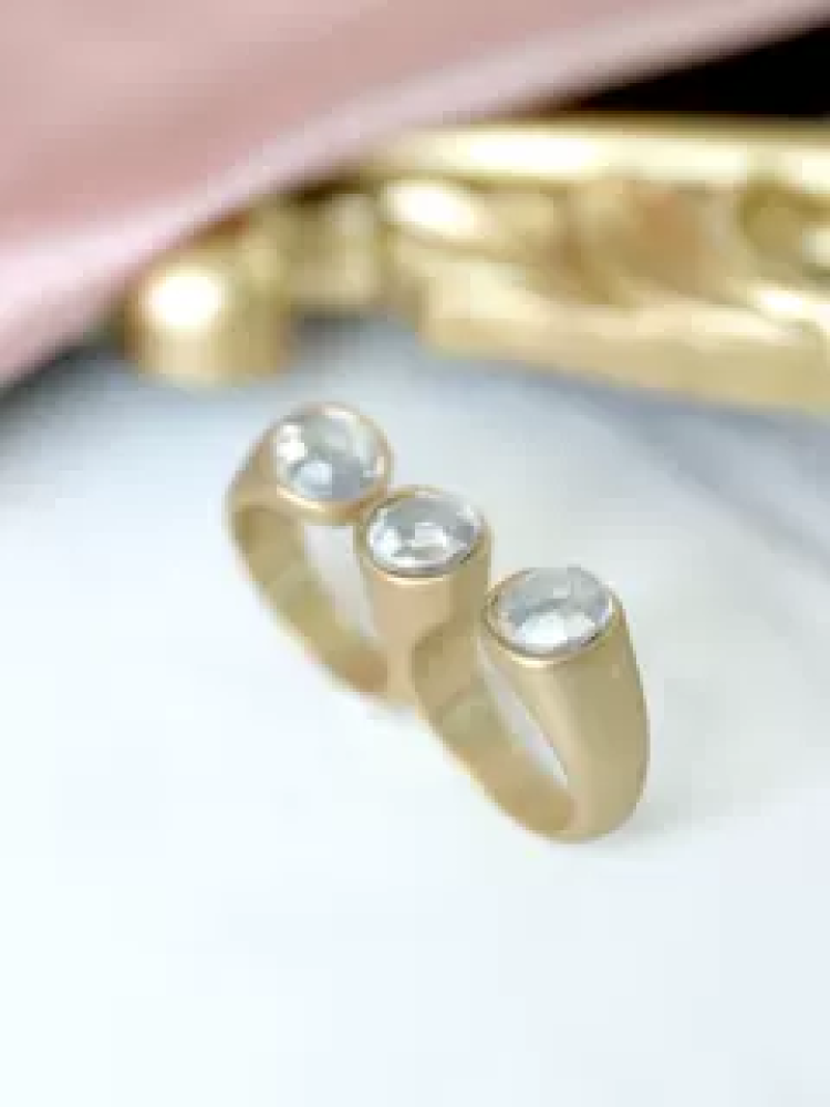 Minimalist Double-Finger Ring with Diamond Inlay - European and American Punk Jewelry for Women's Fashion Minimalist Double-Finger Ring with Diamond Inlay - European and American Punk Jewelry for Women's Fashion