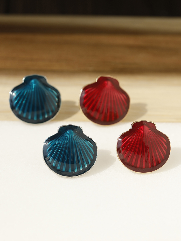 Minimalist French Vintage Gold Hoop Earrings for Women - Trendy 2025 Design, Fashionable & Versatile Jewelry Minimalist French Vintage Gold Hoop Earrings for Women - Trendy 2025 Design, Fashionable & Versatile Jewelry