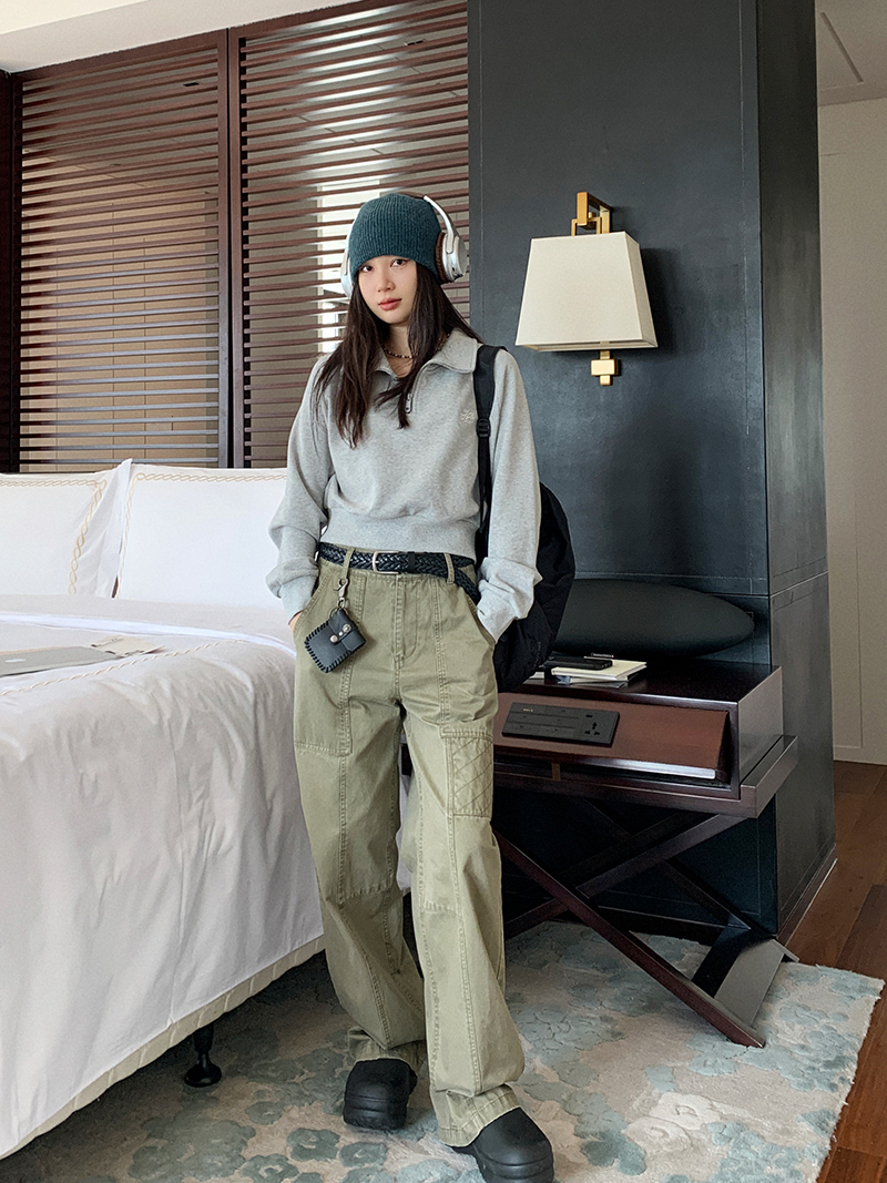 Minimalist Gray Half-Zip Sweatshirt for Women - Casual Long Sleeve Top for Autumn 2025, American Style Fashion Minimalist Gray Half-Zip Sweatshirt for Women - Casual Long Sleeve Top for Autumn 2025, American Style Fashion