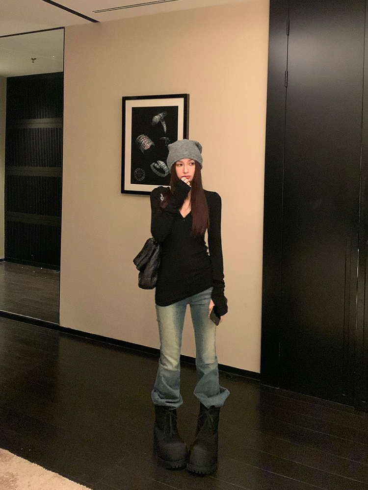 Minimalist Hooded Knitted T-Shirt for Women - Slim Fit Long Sleeve Top, Spring Fashion Essential Minimalist Hooded Knitted T-Shirt for Women - Slim Fit Long Sleeve Top, Spring Fashion Essential