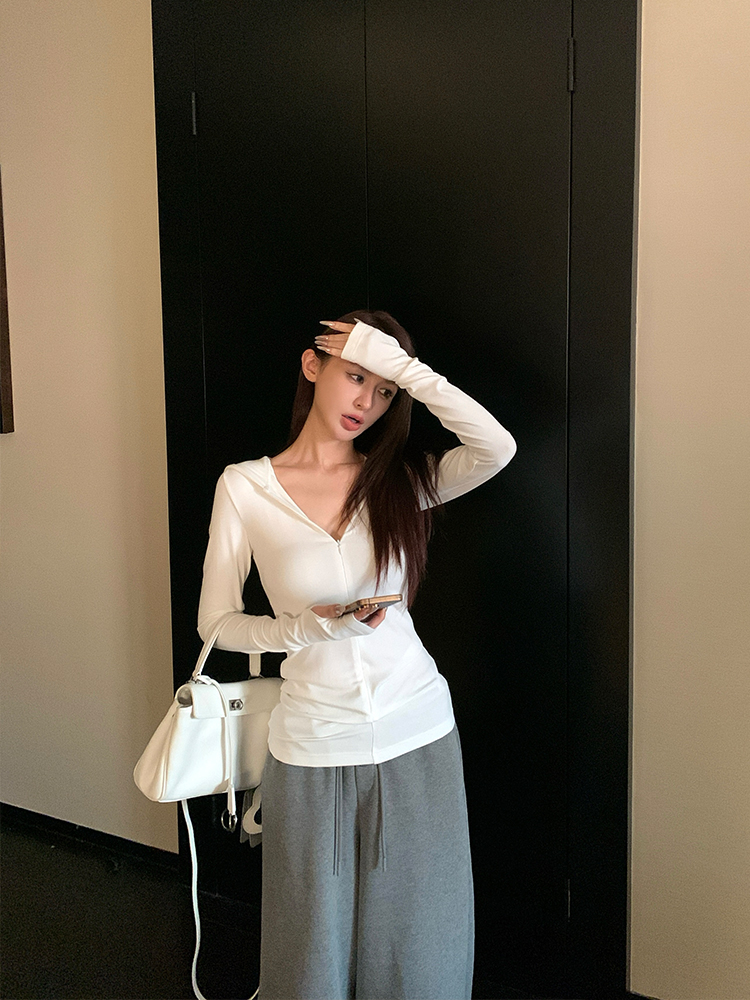 Minimalist Hooded Knitted T-Shirt for Women - Slim Fit Long Sleeve Top, Spring Fashion Essential Minimalist Hooded Knitted T-Shirt for Women - Slim Fit Long Sleeve Top, Spring Fashion Essential