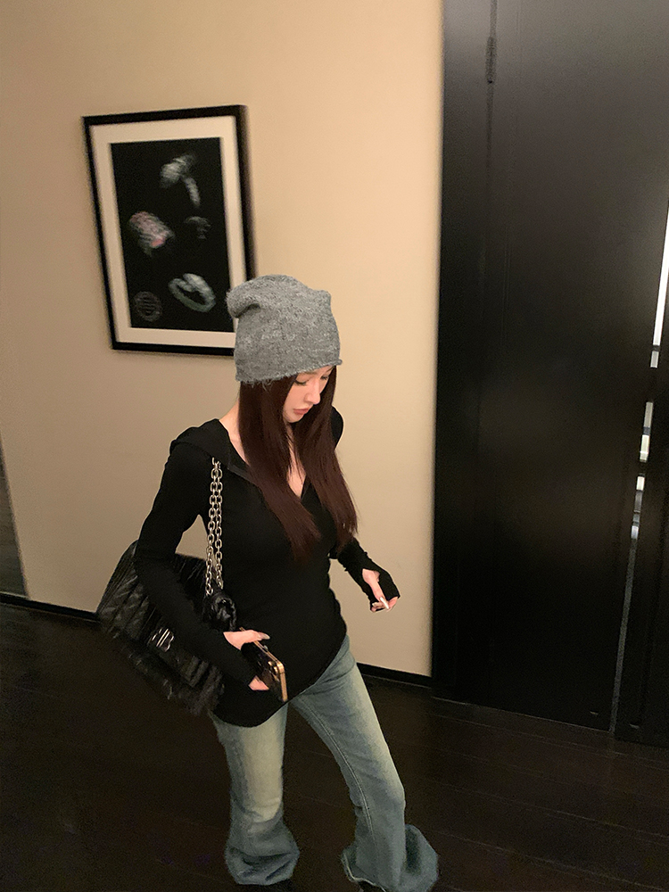 Minimalist Hooded Knitted T-Shirt for Women - Slim Fit Long Sleeve Top, Spring Fashion Essential Minimalist Hooded Knitted T-Shirt for Women - Slim Fit Long Sleeve Top, Spring Fashion Essential