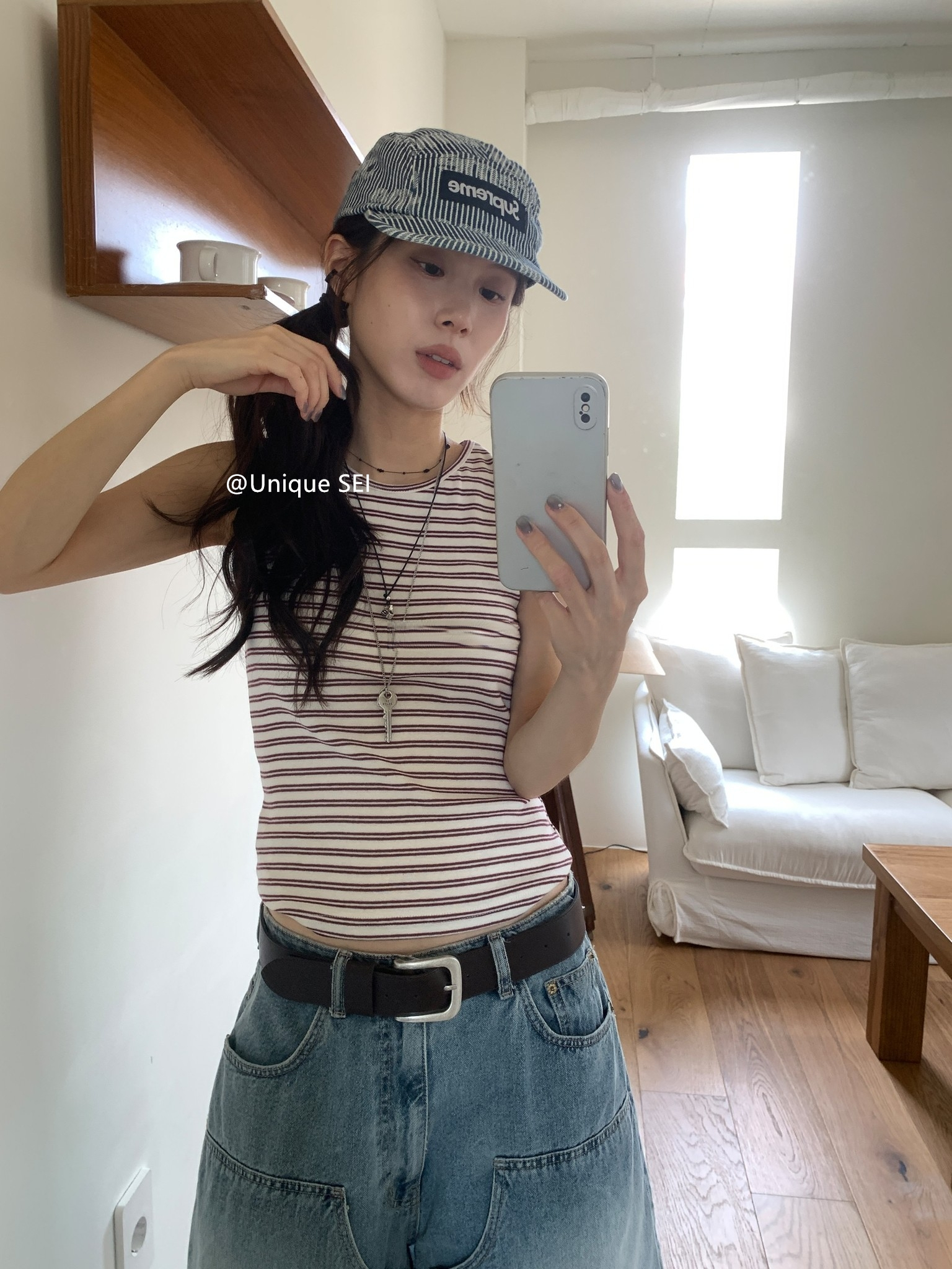 Minimalist Korean-Style Striped Slim-Fit Round-Neck Tank Top - Versatile Summer Essential for College Fashion Minimalist Korean-Style Striped Slim-Fit Round-Neck Tank Top - Versatile Summer Essential for College Fashion