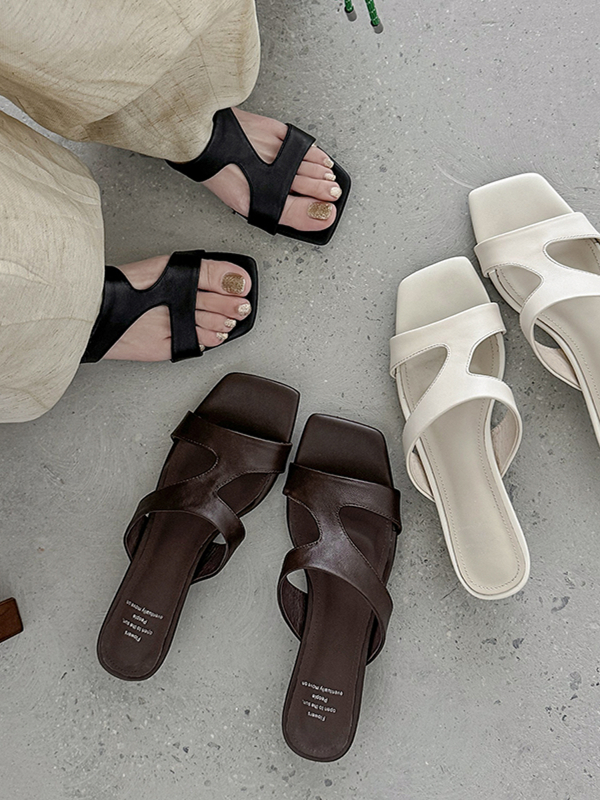 Minimalist Lambskin French Square-Toe Wedge Slide Sandals for Women - Summer 2025 High-End Casual Low-Heeled Slippers Minimalist Lambskin French Square-Toe Wedge Slide Sandals for Women - Summer 2025 High-End Casual Low-Heeled Slippers