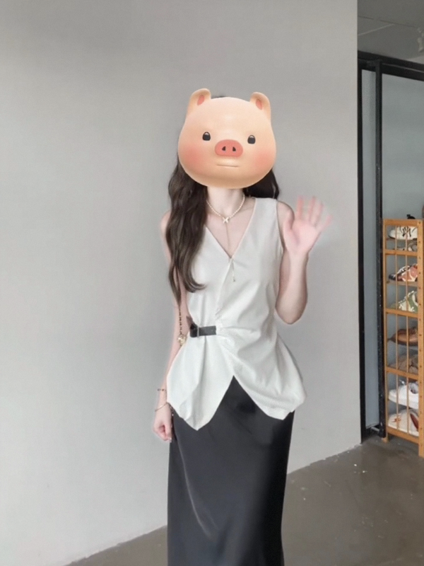 Minimalist Leather Buckle V-Neck Sleeveless Vest Top and Drape Slim-Fit Half Skirt Two-Piece Set for Women Summer Fashion