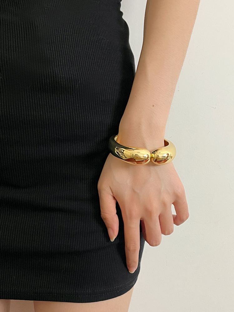 Minimalist Metal Open Bangle Bracelet - European & American Cold Style Light Luxury High-End Exquisite Wristband
