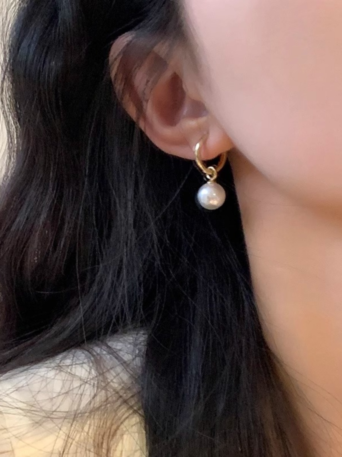 Minimalist Pearl Ear Clips in Liu Yifei Style - Versatile 90s-Inspired Accessories for Elegant Looks