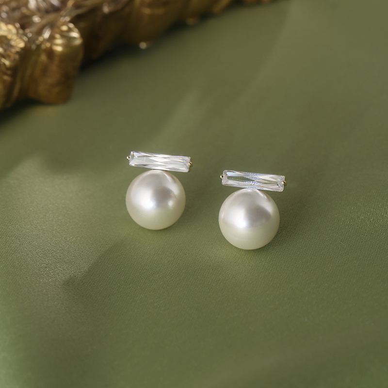 Minimalist Pearl Stud Earrings for Women - Elegant S925 Silver Pins, Unique and Versatile, Trendy Jewelry for 2025