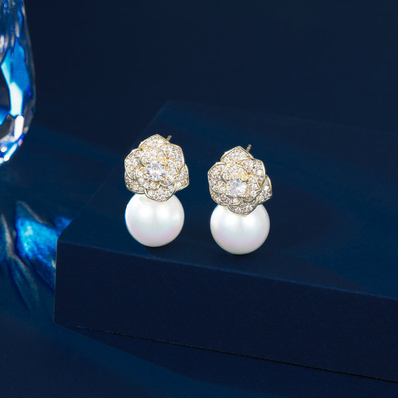 Minimalist Pearl Stud Earrings for Women, Vintage S925 Silver Drop Earrings with Sparkly Rhinestone Camellia Detail, Elegant Style Minimalist Pearl Stud Earrings for Women, Vintage S925 Silver Drop Earrings with Sparkly Rhinestone Camellia Detail, Elegant Style