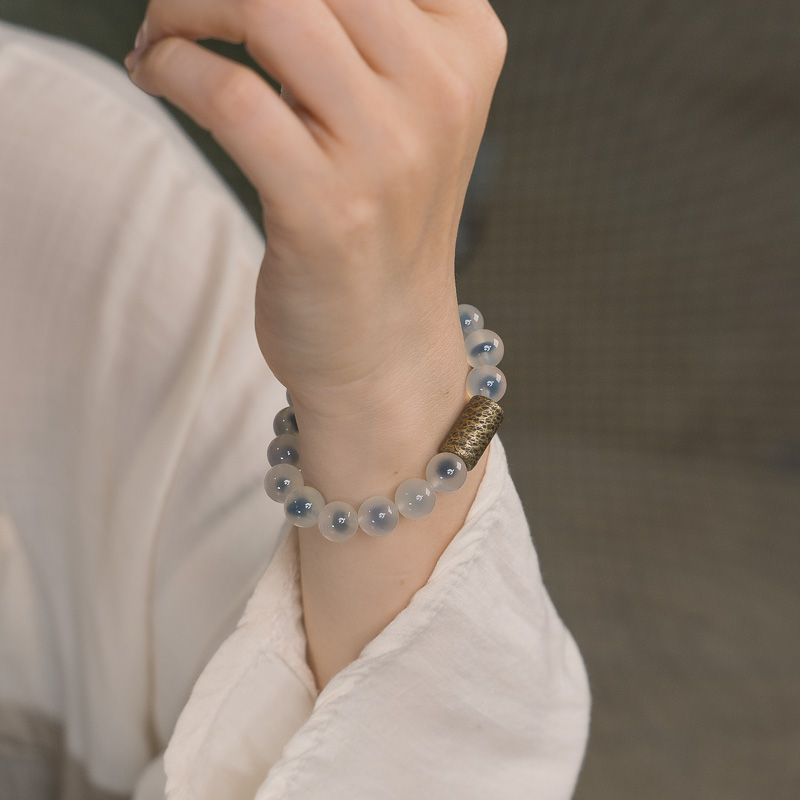 Minimalist Retro Agate Heart Circle Bracelet for Men and Women - Versatile Artistic Jewelry for Unique Style Minimalist Retro Agate Heart Circle Bracelet for Men and Women - Versatile Artistic Jewelry for Unique Style