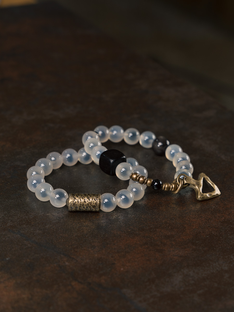 Minimalist Retro Agate Heart Circle Bracelet for Men and Women - Versatile Artistic Jewelry for Unique Style Minimalist Retro Agate Heart Circle Bracelet for Men and Women - Versatile Artistic Jewelry for Unique Style