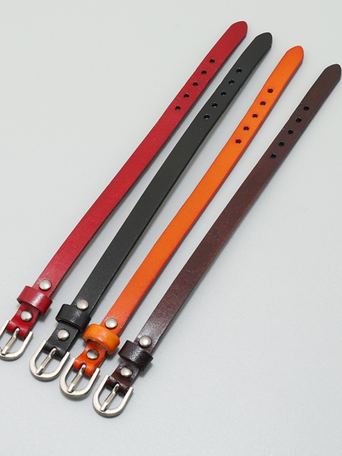 Minimalist Retro Multicolor Adjustable Leather Bracelet - Fashion Jewelry Bangle for Y2K and Boho Style Minimalist Retro Multicolor Adjustable Leather Bracelet - Fashion Jewelry Bangle for Y2K and Boho Style