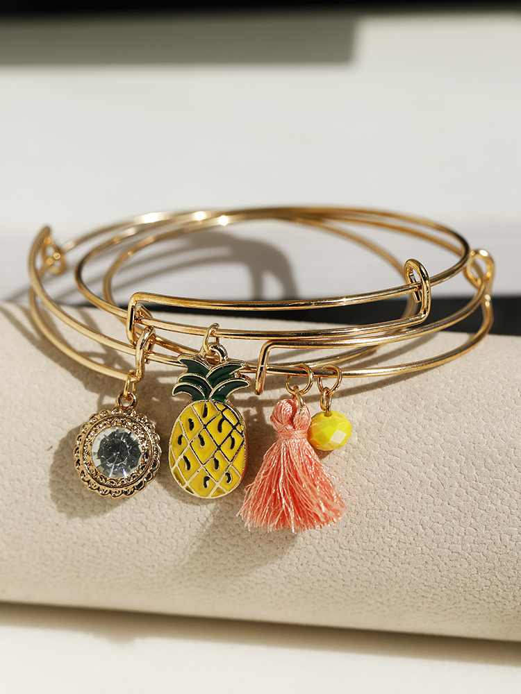 Minimalist Rhinestone Pineapple Tassel Bead Bracelet Set - 3 Playful Detachable Women's Accessories Minimalist Rhinestone Pineapple Tassel Bead Bracelet Set - 3 Playful Detachable Women's Accessories
