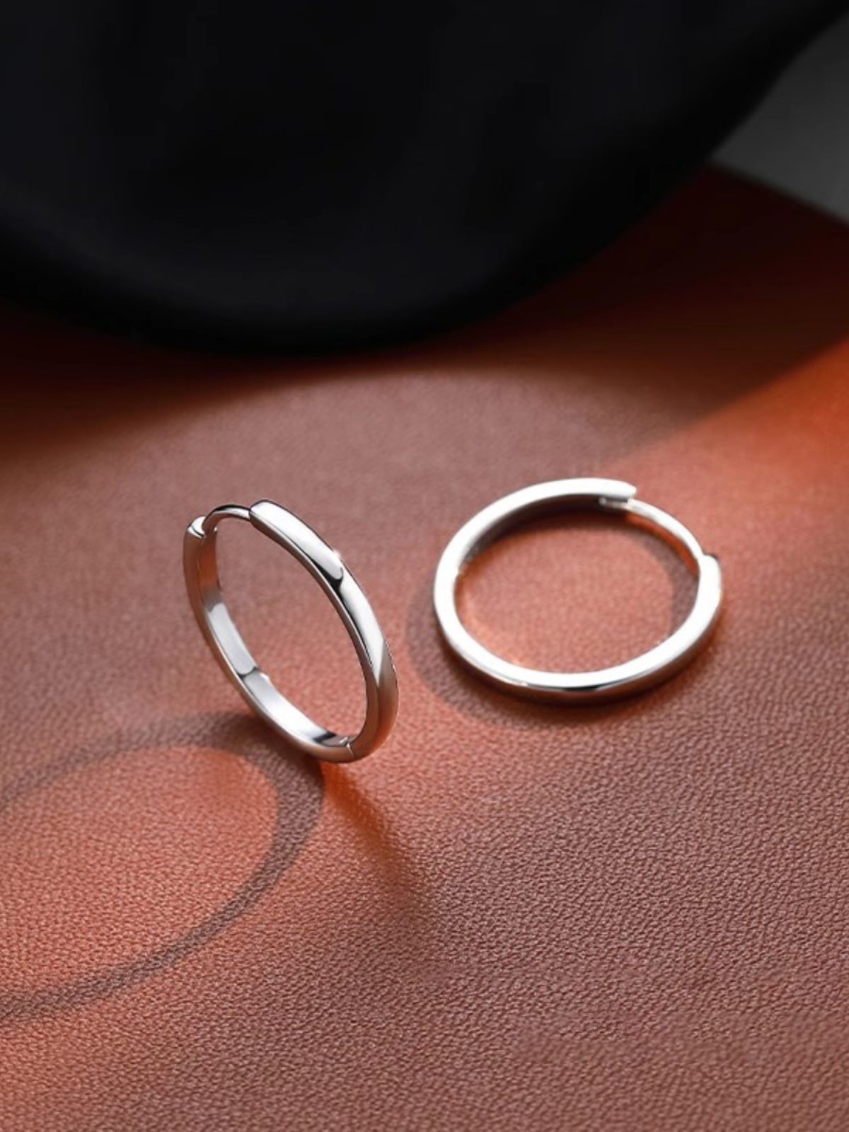 Minimalist Small Hoop Earrings for Women, S925 Sterling Silver Design, Elegant Ear Clips Jewelry Minimalist Small Hoop Earrings for Women, S925 Sterling Silver Design, Elegant Ear Clips Jewelry