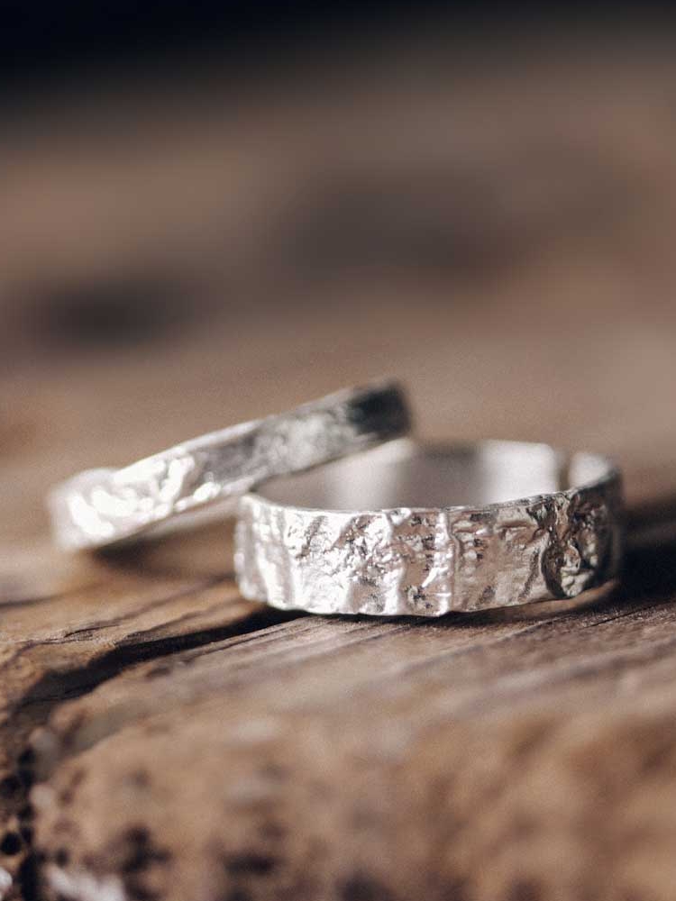 Minimalist Textured 925 Silver Couple Rings - Vintage Simple Versatile Design for Men and Women, Trendy Personality Finger Jewelry