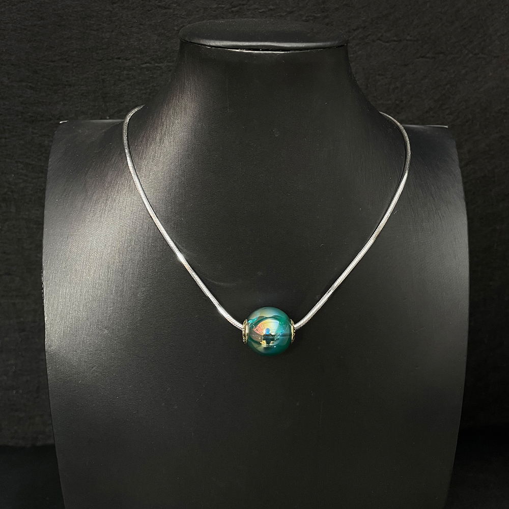 Minimalist Titanium Steel Fine Chain Necklace with Pearl Pendant - Versatile Clavicle Chain for Men & Women, Light Luxury Design