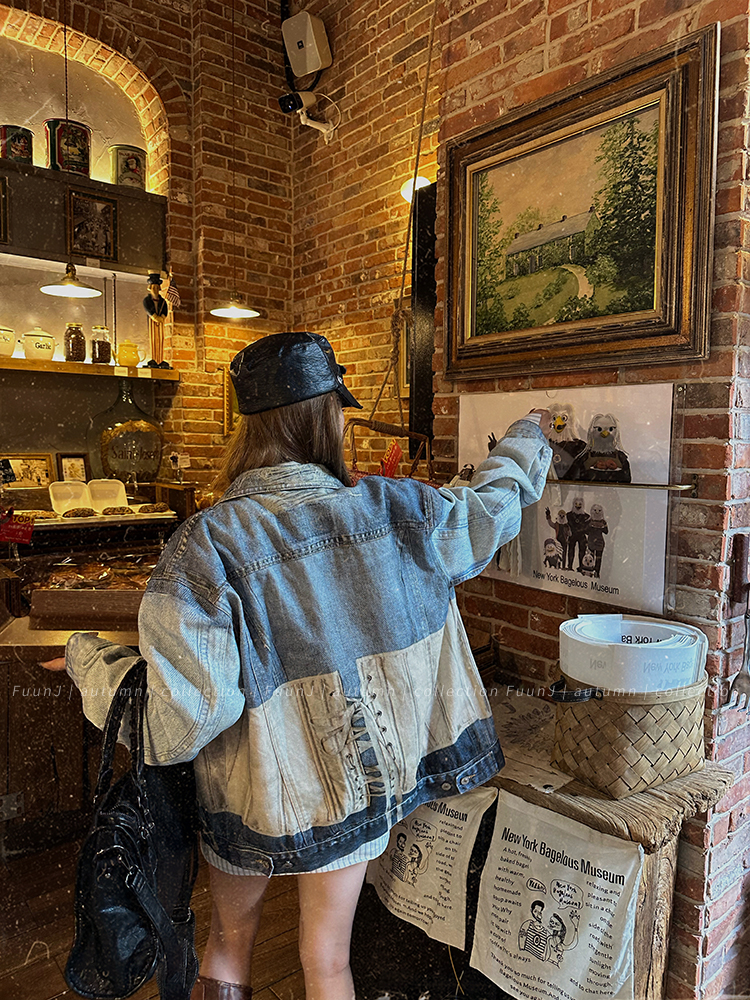 Mixed Denim Punk Heavy-Duty Spliced Loose Denim Jacket for Women - Vintage 90s Style Outerwear Mixed Denim Punk Heavy-Duty Spliced Loose Denim Jacket for Women - Vintage 90s Style Outerwear