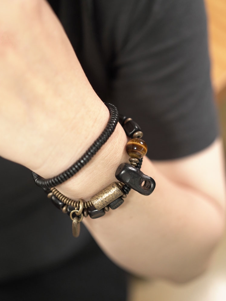 Multi-Layer Retro Black Sandalwood Bracelet for Men and Women - Unique Non-Fish Design, Trendy Personality Jewelry Multi-Layer Retro Black Sandalwood Bracelet for Men and Women - Unique Non-Fish Design, Trendy Personality Jewelry