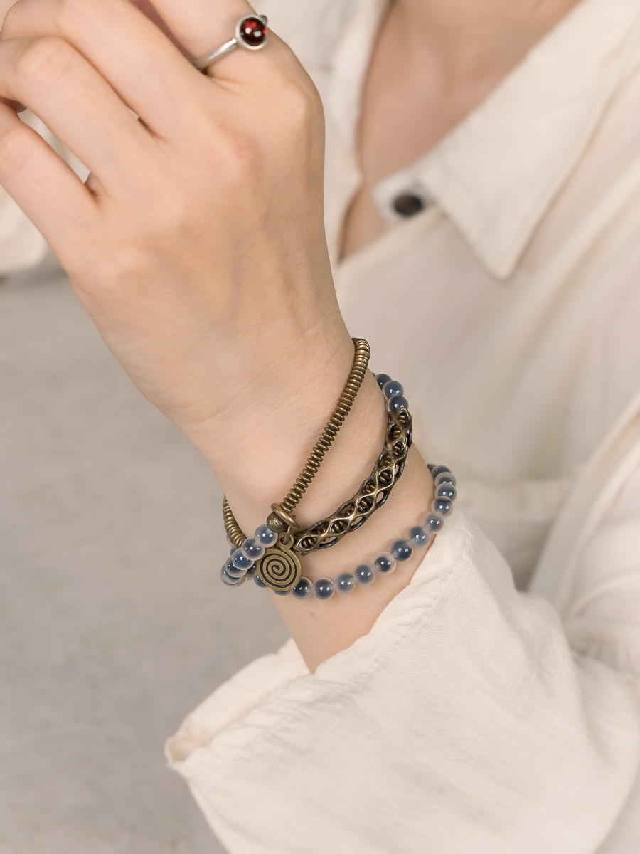Multi-Layer Sugar Heart Agate Bracelet for Women - Versatile Retro Artistic Design, Non-Fish Home Personality Jewelry