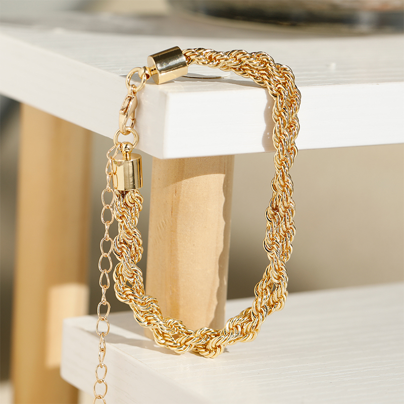 Multi-Layered Twisted Chain Bracelet for Women - Versatile European and American Style Jewelry for Daily Wear