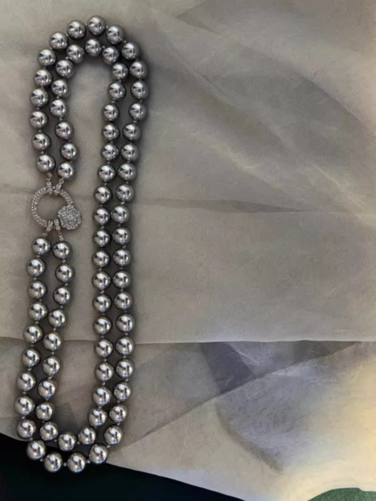 Multi-Wear Round Hoop Double-Layer Pearl Charm Collar Necklace - Elegant French Style Jewelry for Versatile Fashion Looks