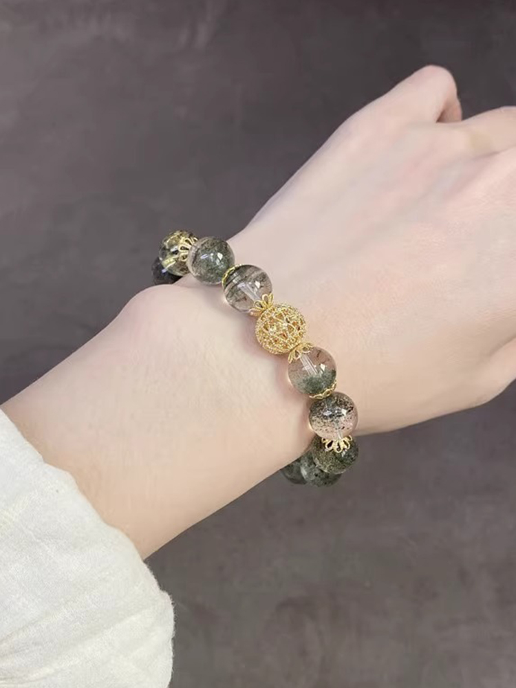 Natural Green Phantom Crystal Bracelet for Women - Classy Key Design Decorative Lucky Bead Accessory, Elegant Jewelry Gift