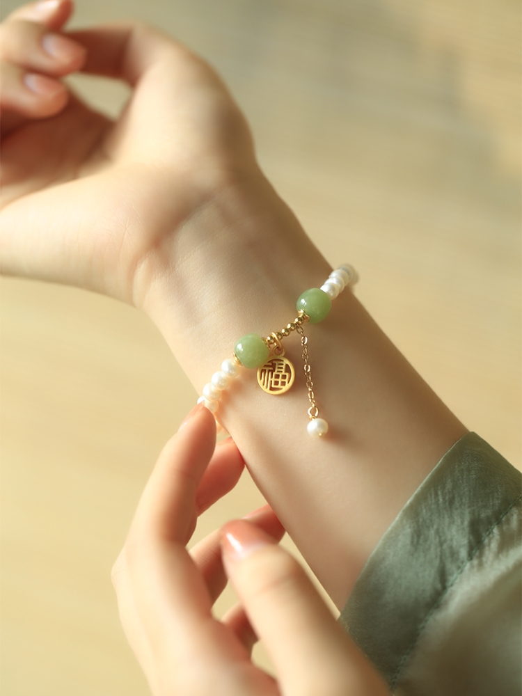 Natural Pearl & Hetian Jade Blessing Pendant Bracelet for Women - Chinese Style Light Luxury Gift for Mother's Day Natural Pearl & Hetian Jade Blessing Pendant Bracelet for Women - Chinese Style Light Luxury Gift for Mother's Day
