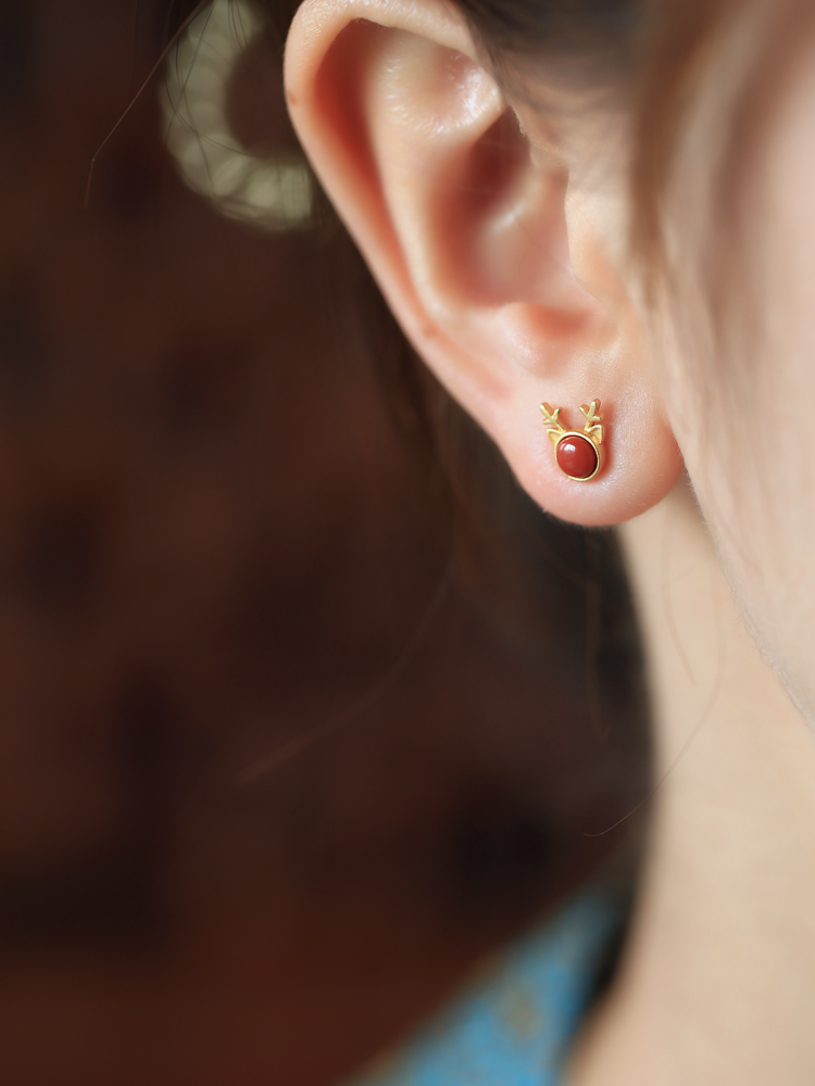 Natural South Red Deer Pure Silver Stud Earrings - Retro Zodiac Year Design with Agate - National Style Women's Jewelry Natural South Red Deer Pure Silver Stud Earrings - Retro Zodiac Year Design with Agate - National Style Women's Jewelry