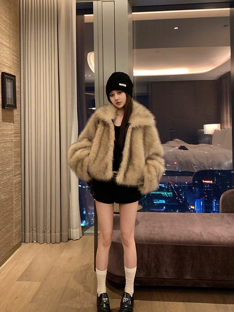 New Moon Goddess Faux Finnish Fox Fur Coat - Chic Outerwear for 90s Y2K Inspired Fashion New Moon Goddess Faux Finnish Fox Fur Coat - Chic Outerwear for 90s Y2K Inspired Fashion