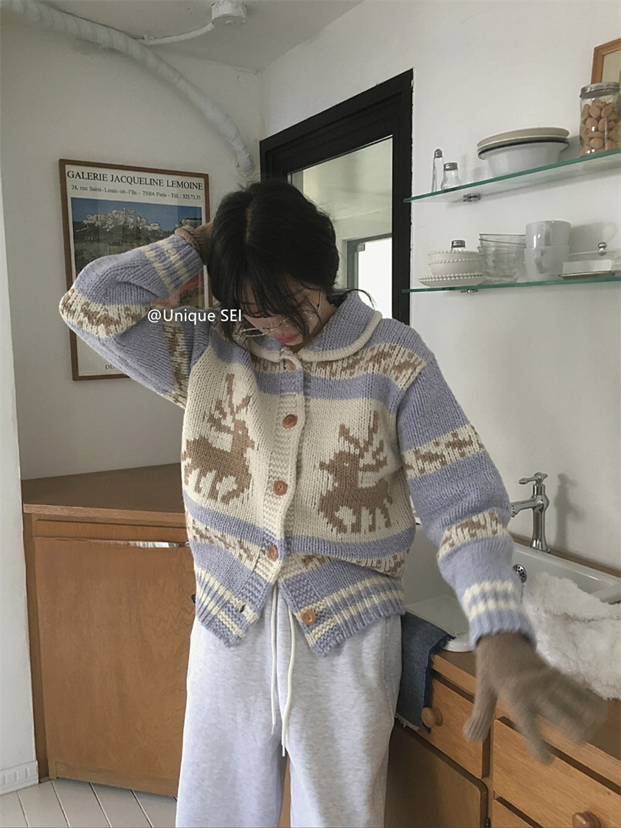 Nordic Retro Thick Knitted Sweater Coat in Cream - Winter Warm Deer Design, Low-Saturation Aesthetic, Cozy Fashion Essential Nordic Retro Thick Knitted Sweater Coat in Cream - Winter Warm Deer Design, Low-Saturation Aesthetic, Cozy Fashion Essential