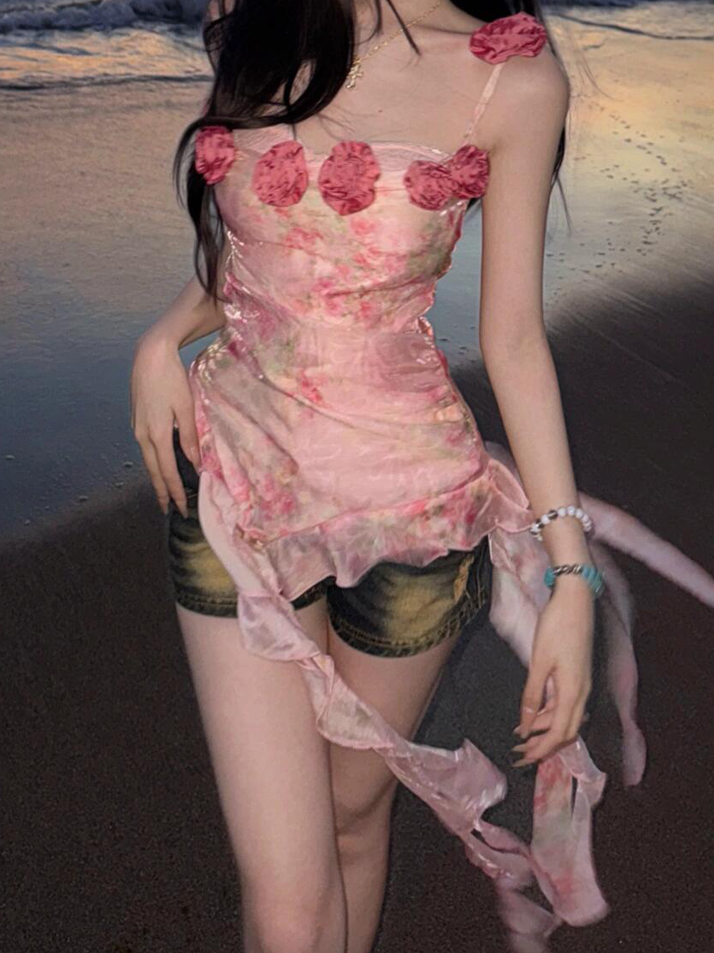 Off-Shoulder Floral Camisole Top - Slim Fit Ruffled Design for a Sweet and Sexy Look - Perfect for 90s and Y2K Styles