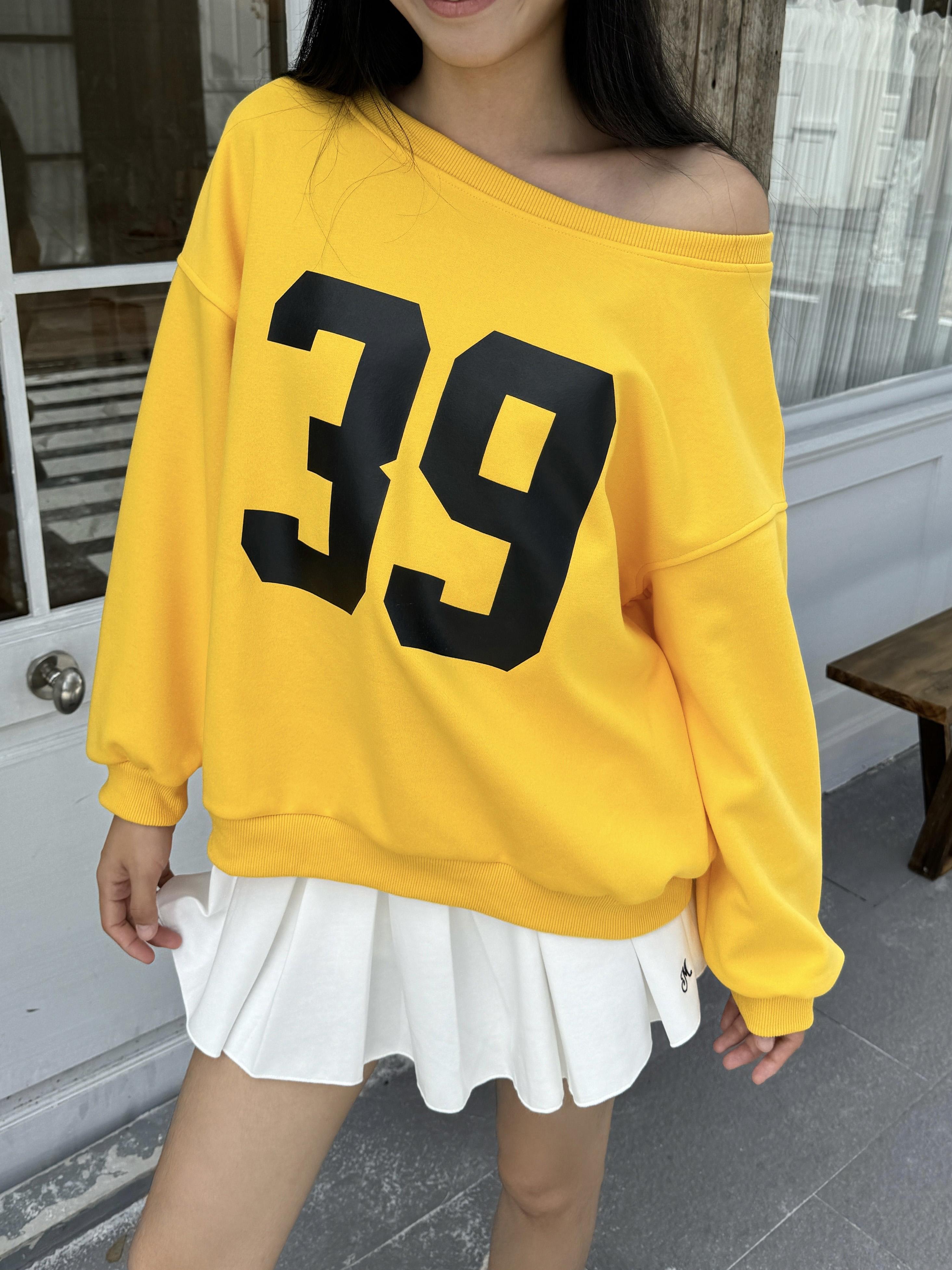 Off-Shoulder Long Sleeve Sweatshirt - Spicy Girl Street Style, Casual Loose Fit Top for Autumn, Trendy American Fashion