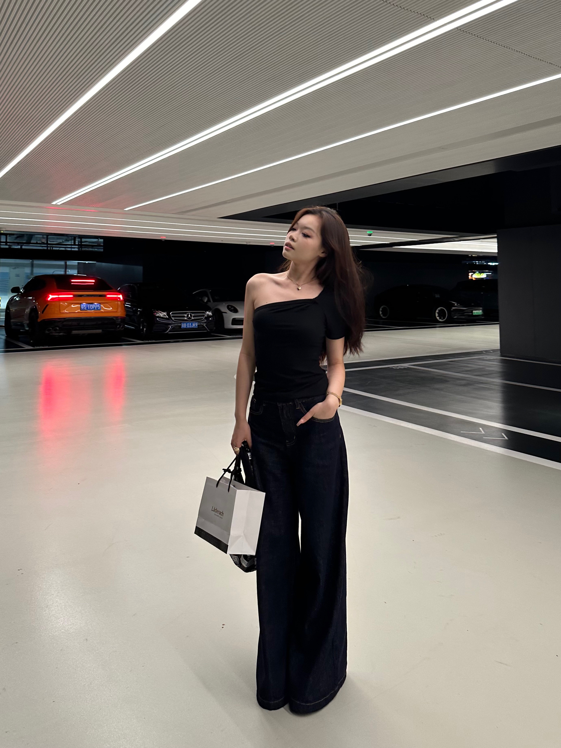 One-Shoulder Top - Trendy 90s Style Sleeveless Top for Women, Chic Summer Fashion Essential