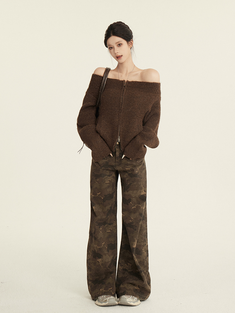 One-Shoulder Zipper Knitted Cardigan in Greek Aesthetics - Slimming Sweater Coat for Y2K and Korean Style Fashion One-Shoulder Zipper Knitted Cardigan in Greek Aesthetics - Slimming Sweater Coat for Y2K and Korean Style Fashion