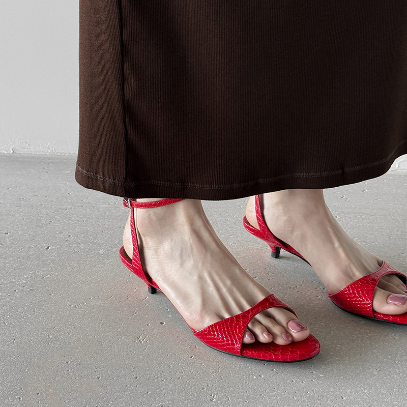 One-Strap Open-Toe Roman Sandals for Women - Red Genuine Leather Kitten Heel Shoes, French Niche Style, INS-Inspired One-Strap Open-Toe Roman Sandals for Women - Red Genuine Leather Kitten Heel Shoes, French Niche Style, INS-Inspired