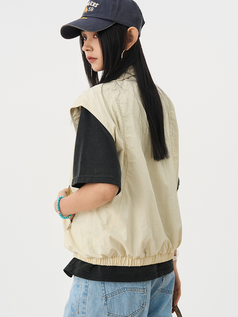 Outdoor Sleeveless Cycling Vest with Double-Sided Zipper - Windproof Layering for Hiking and Active Wear Outdoor Sleeveless Cycling Vest with Double-Sided Zipper - Windproof Layering for Hiking and Active Wear