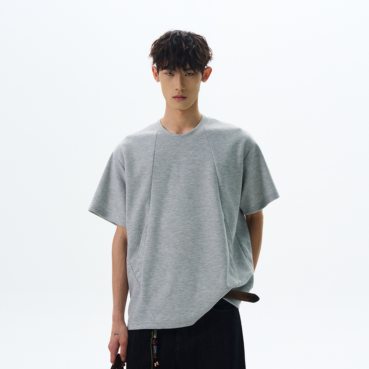 Oversized Deconstructed Short Sleeve T-Shirt - American Street Style Boxy Fit Versatile Top