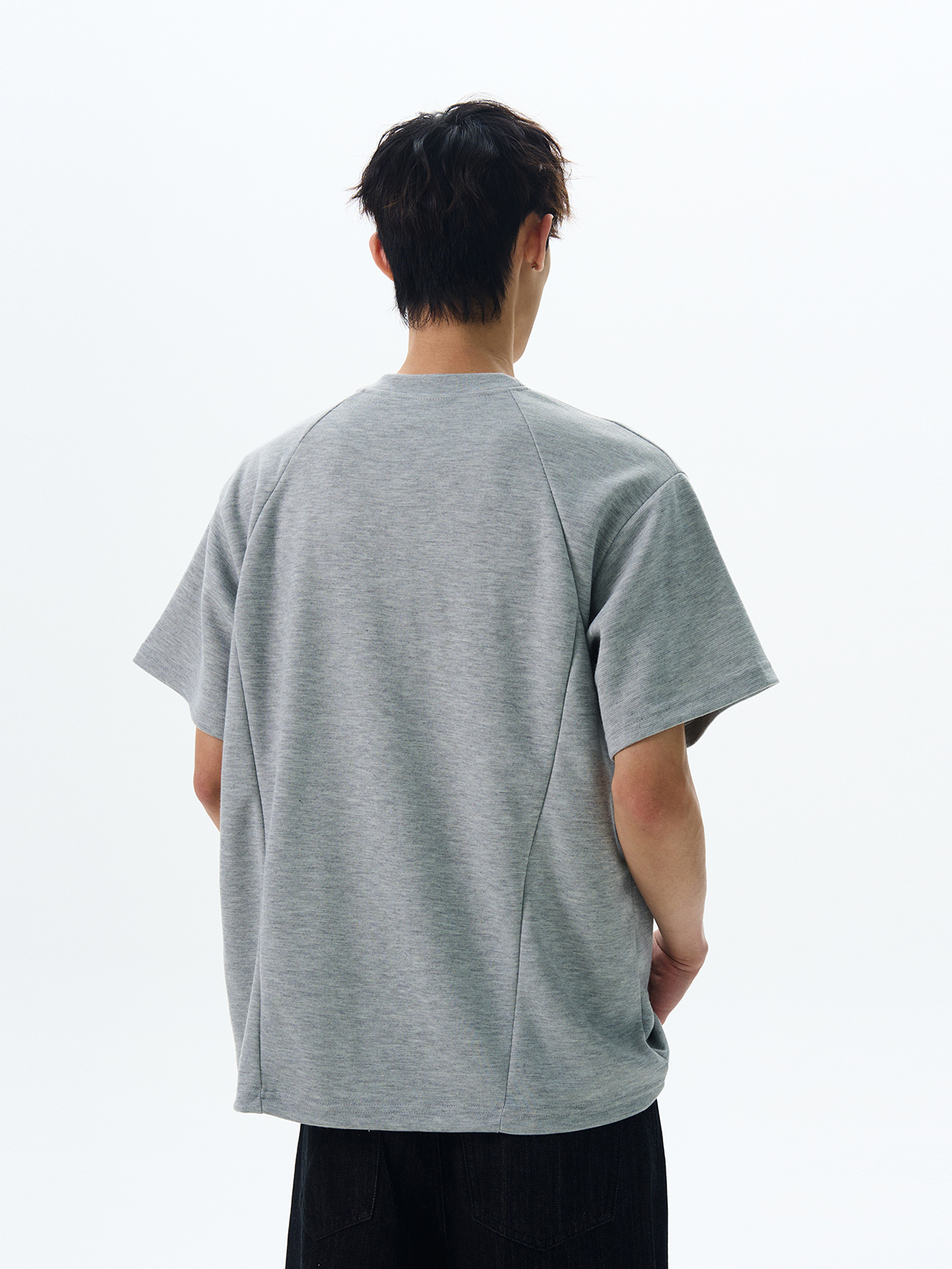 Oversized Deconstructed Short Sleeve T-Shirt - American Street Style Boxy Fit Versatile Top Oversized Deconstructed Short Sleeve T-Shirt - American Street Style Boxy Fit Versatile Top