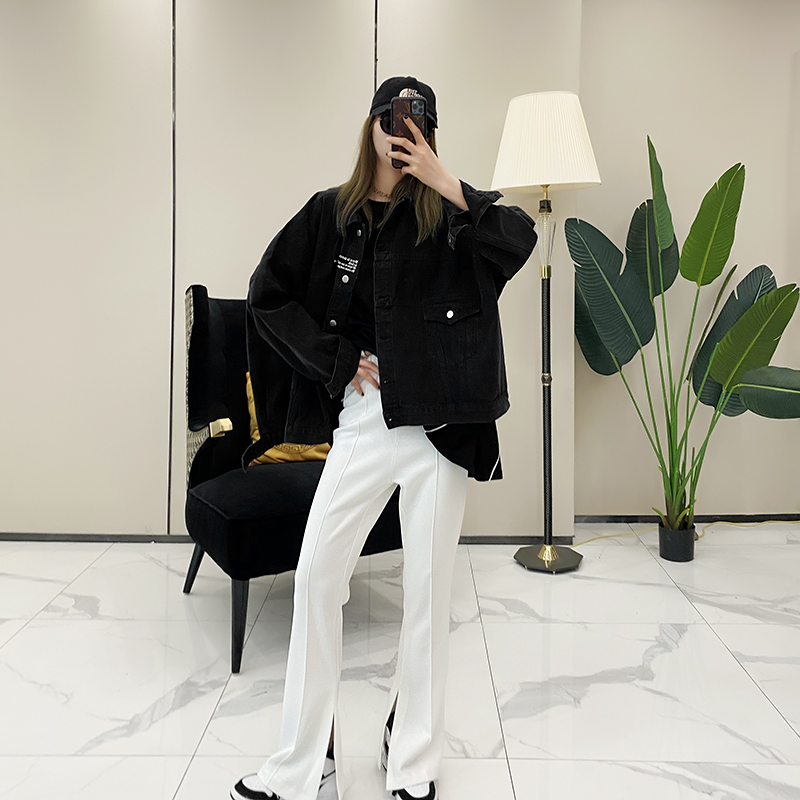 Oversized Letter Pattern Denim Jacket for Women - European Street Style, Autumn Fashion, Trendy Casual Outerwear Oversized Letter Pattern Denim Jacket for Women - European Street Style, Autumn Fashion, Trendy Casual Outerwear