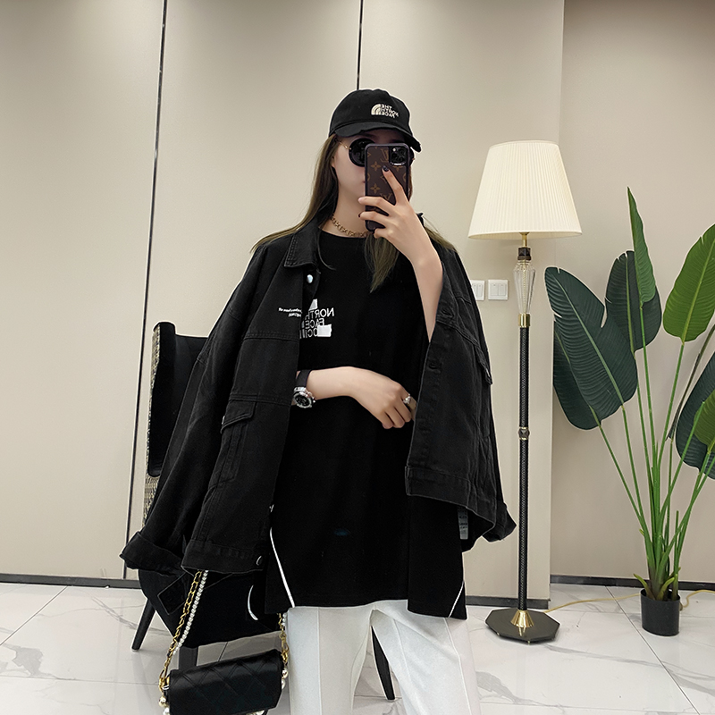 Oversized Letter Pattern Denim Jacket for Women - European Street Style, Autumn Fashion, Trendy Casual Outerwear Oversized Letter Pattern Denim Jacket for Women - European Street Style, Autumn Fashion, Trendy Casual Outerwear