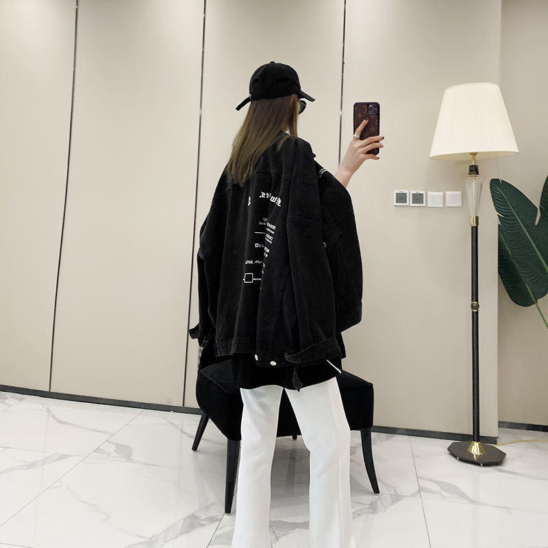 Oversized Letter Pattern Denim Jacket for Women - European Street Style, Autumn Fashion, Trendy Casual Outerwear Oversized Letter Pattern Denim Jacket for Women - European Street Style, Autumn Fashion, Trendy Casual Outerwear
