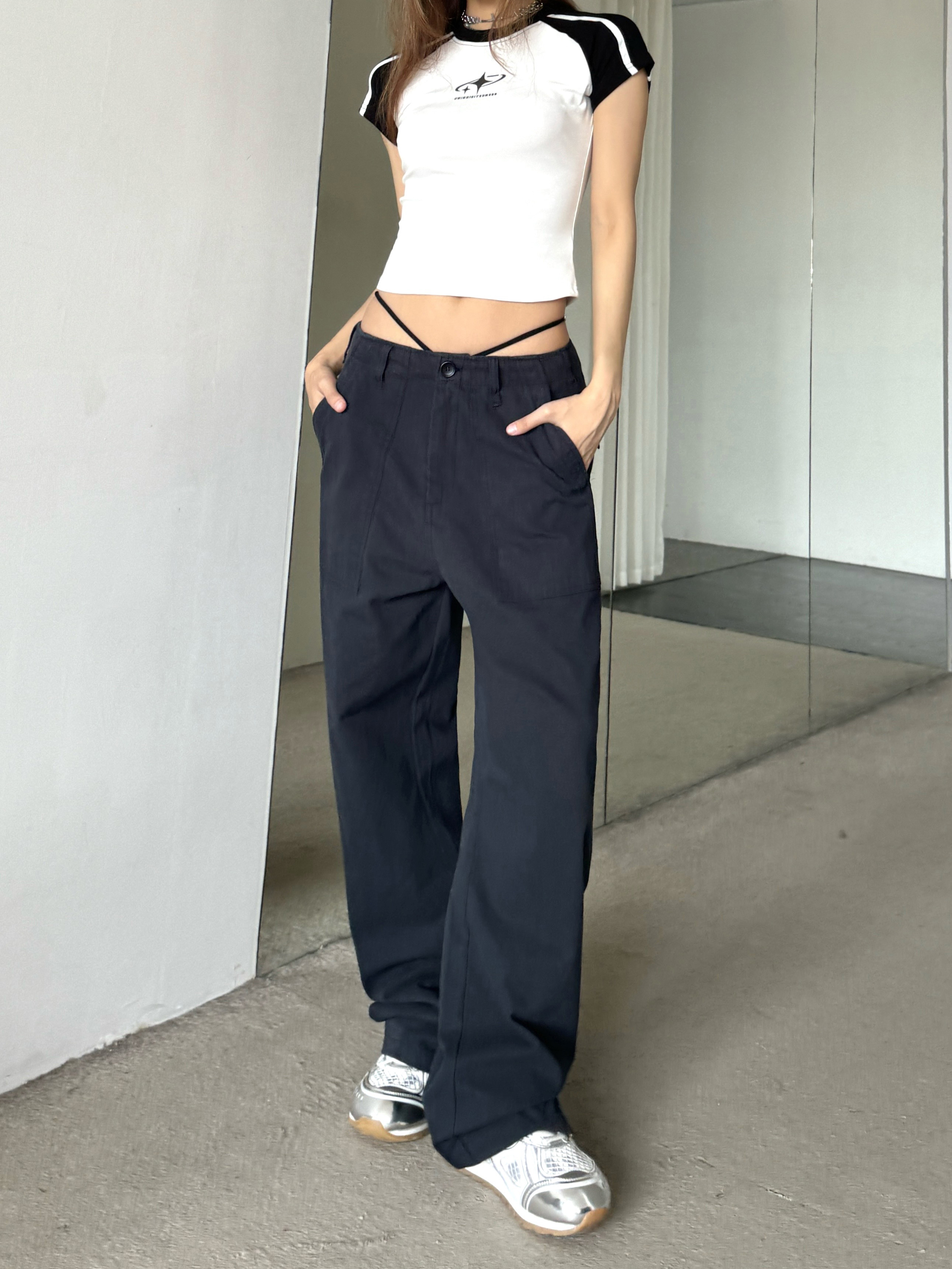 Oversized Retro Street Hip-Hop Cargo Pants for Women - Spicy American-Style Wide-Leg Floor-Length Casual Trousers Oversized Retro Street Hip-Hop Cargo Pants for Women - Spicy American-Style Wide-Leg Floor-Length Casual Trousers