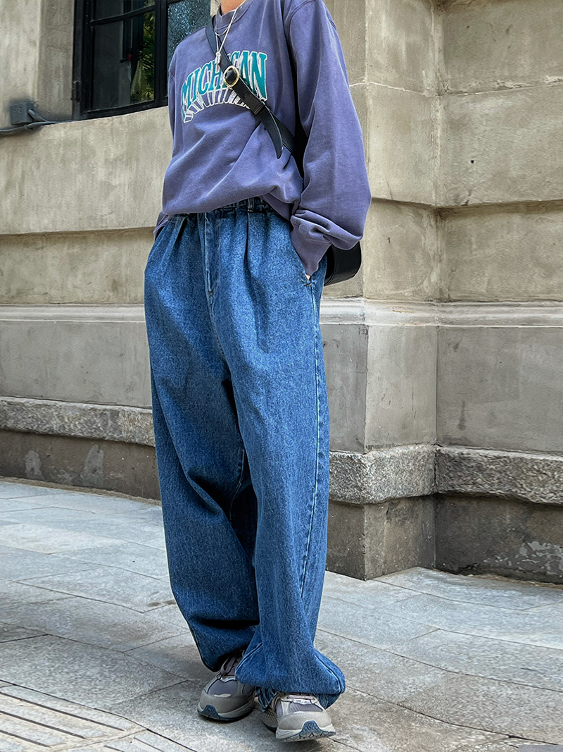Oversized Women's Straight High-Waisted Wide-Leg Jeans - Retro Loose Fit for Fall 2025, Versatile 90s-Inspired Fashion Pants Oversized Women's Straight High-Waisted Wide-Leg Jeans - Retro Loose Fit for Fall 2025, Versatile 90s-Inspired Fashion Pants