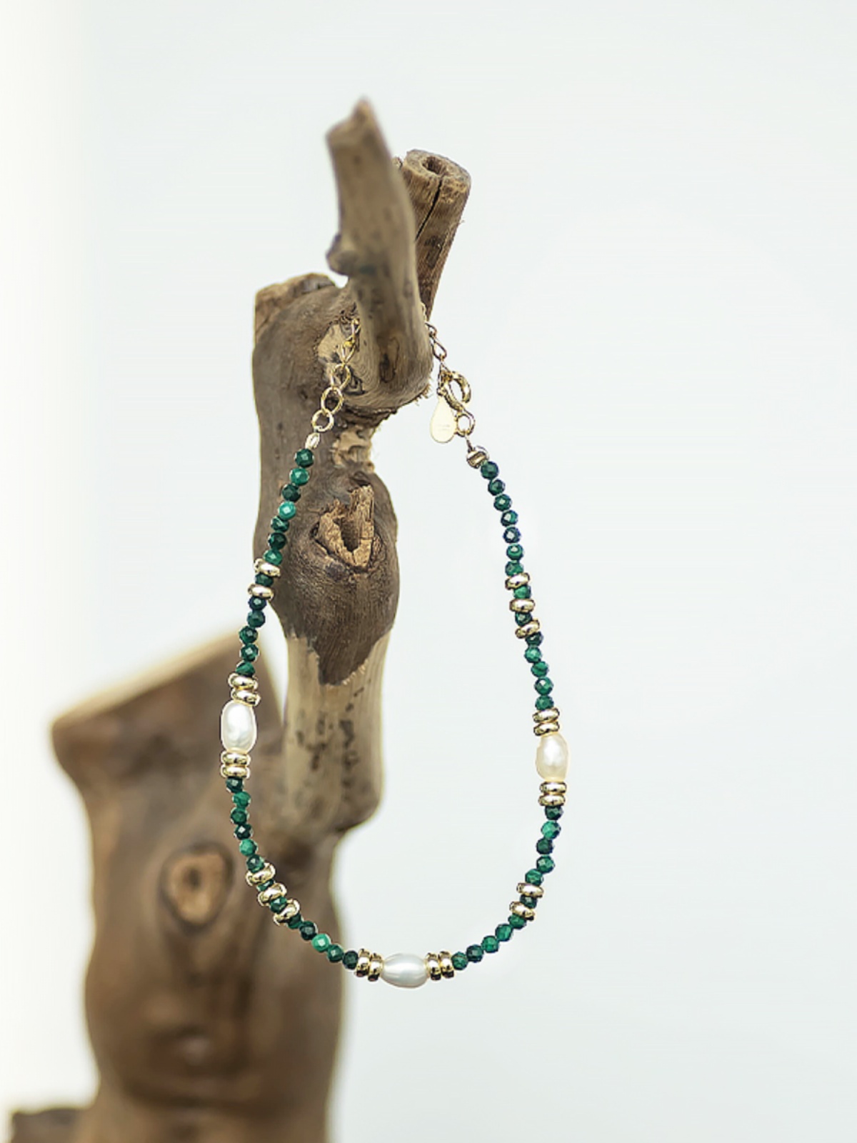 Peacock Green Freshwater Pearl Bracelet - 925 Silver Gold-Plated Vintage Stacking Band in Light Luxury Chinese Style Peacock Green Freshwater Pearl Bracelet - 925 Silver Gold-Plated Vintage Stacking Band in Light Luxury Chinese Style