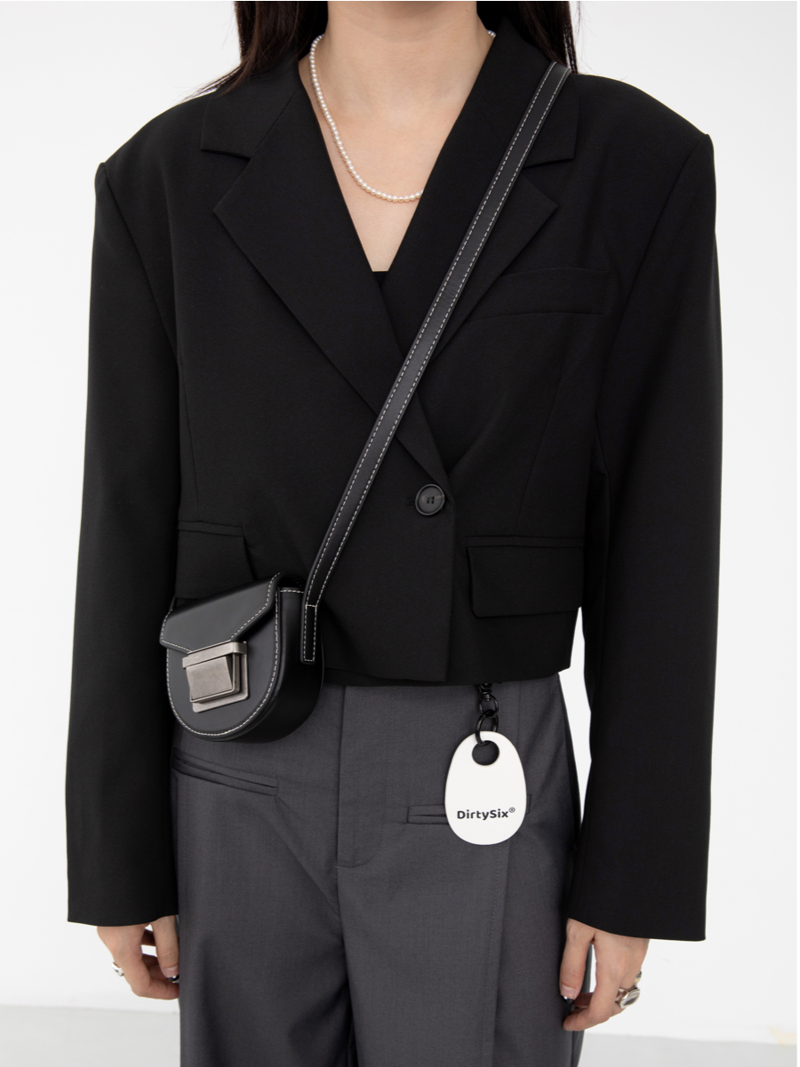 Pebble Leather Tag Keychain - Fun Accessories for Everyday Use, Stylish Key Holder for Little Essentials