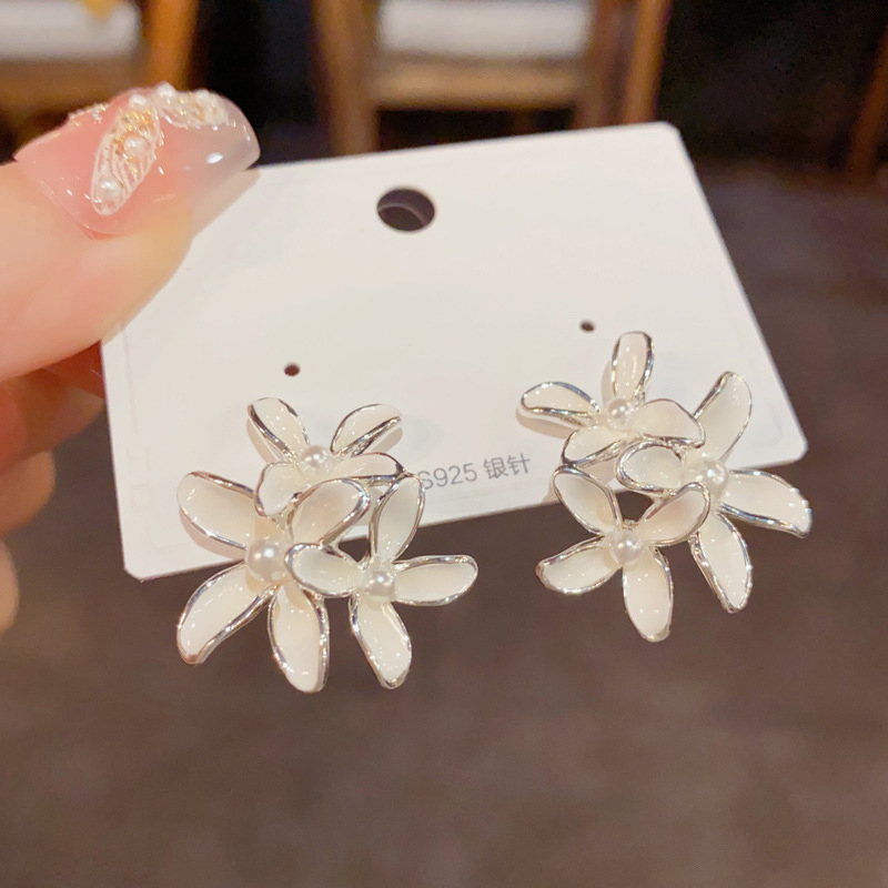 Personalized Oil Flower Petal Earrings for Women - Light Luxury Moon Flower Design, Elegant Fashion Accessories